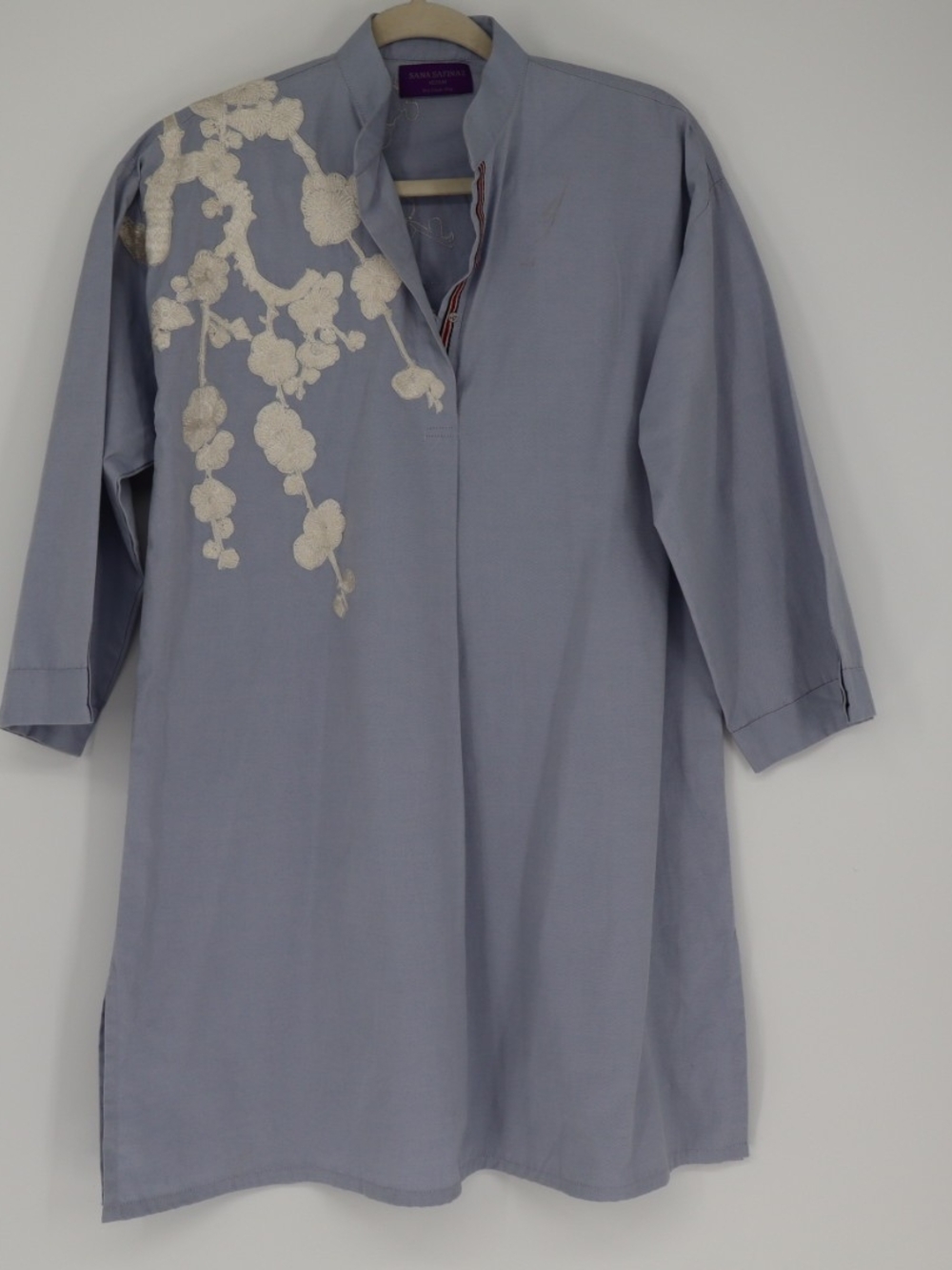 Sana Safinaz Woman's Size Medium Embroidered Tunic Light Blue Floral Relaxed